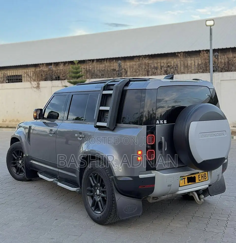 Land Rover Defender X-Dynamic HSE 2021 Gray
