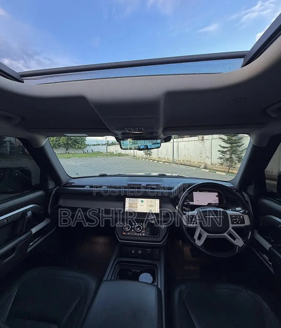 Land Rover Defender X-Dynamic HSE 2021 Gray