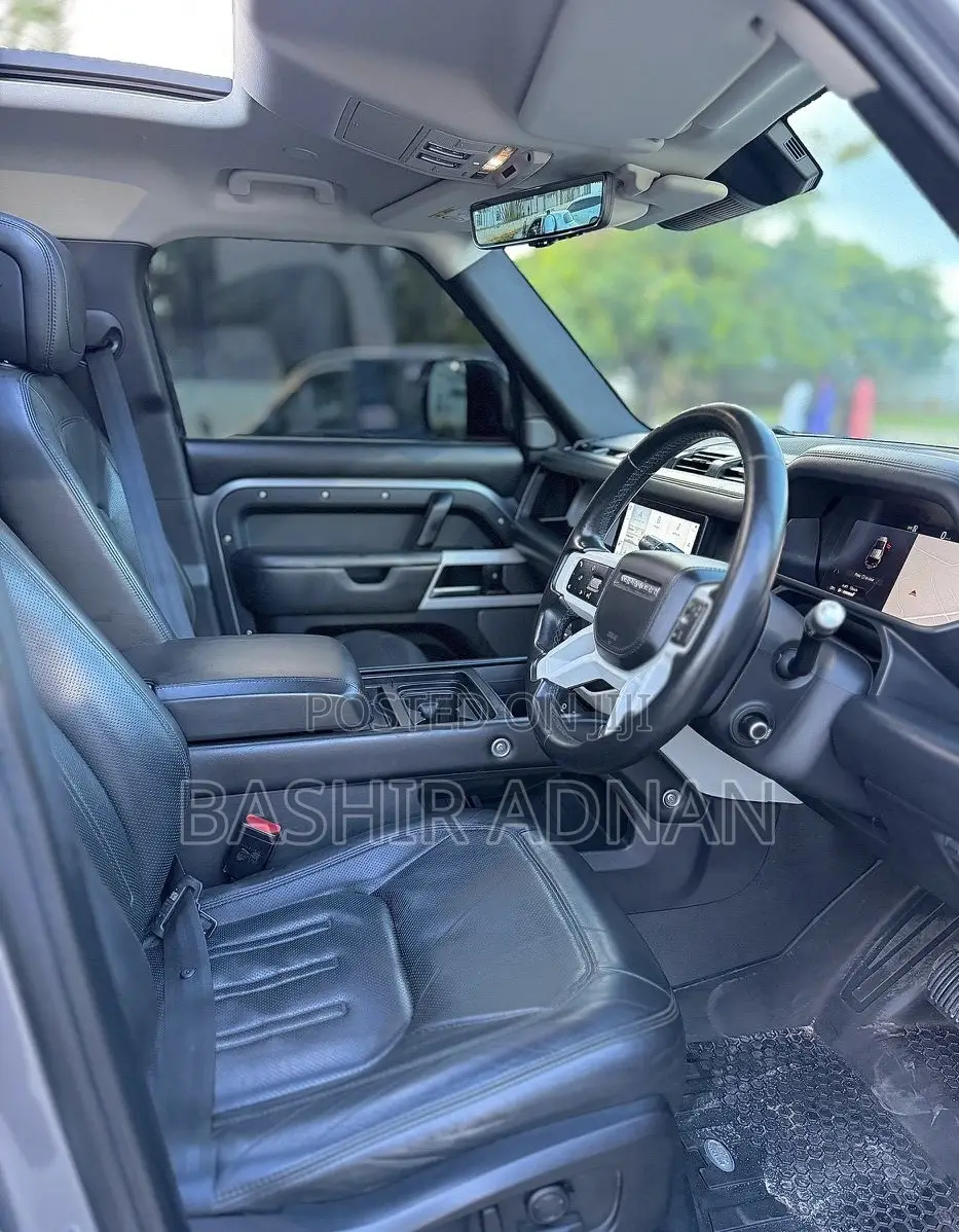 Land Rover Defender X-Dynamic HSE 2021 Gray