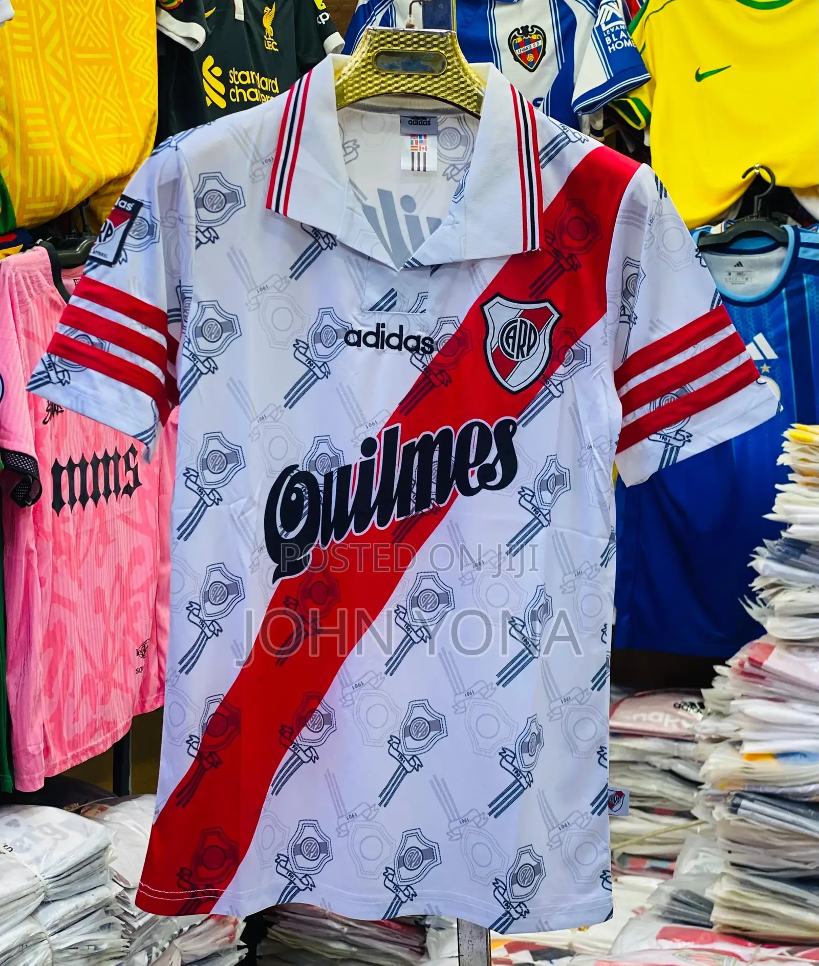 River Plate 1996-1998 Home Soccer Jersey.