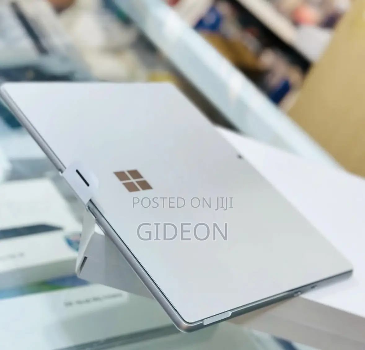 New Microsoft Surface Pro 11th Edition, a Copilot+ PC 16GB SSD 512GB