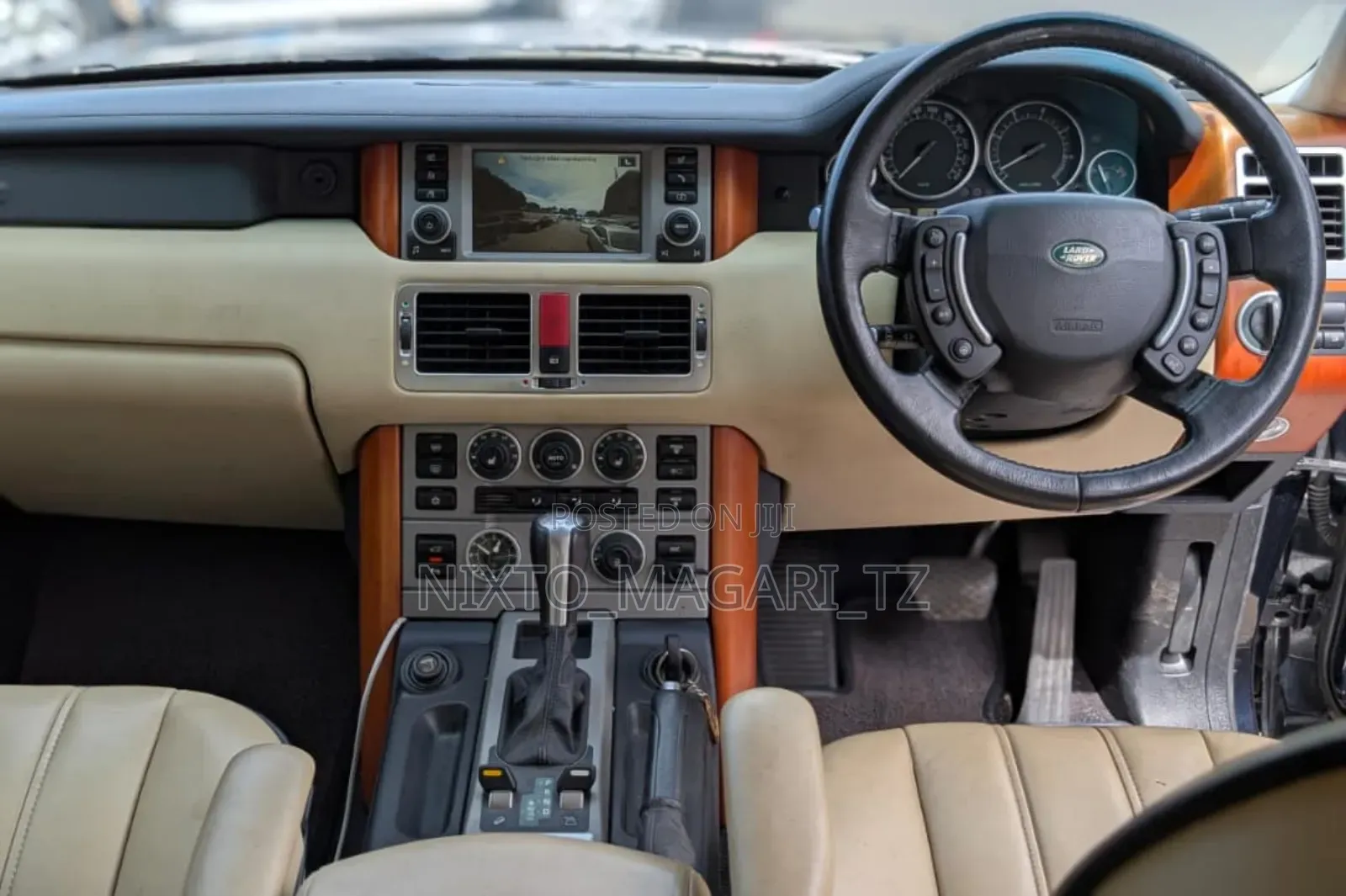 Land Rover Range Rover Vogue 2014 Black