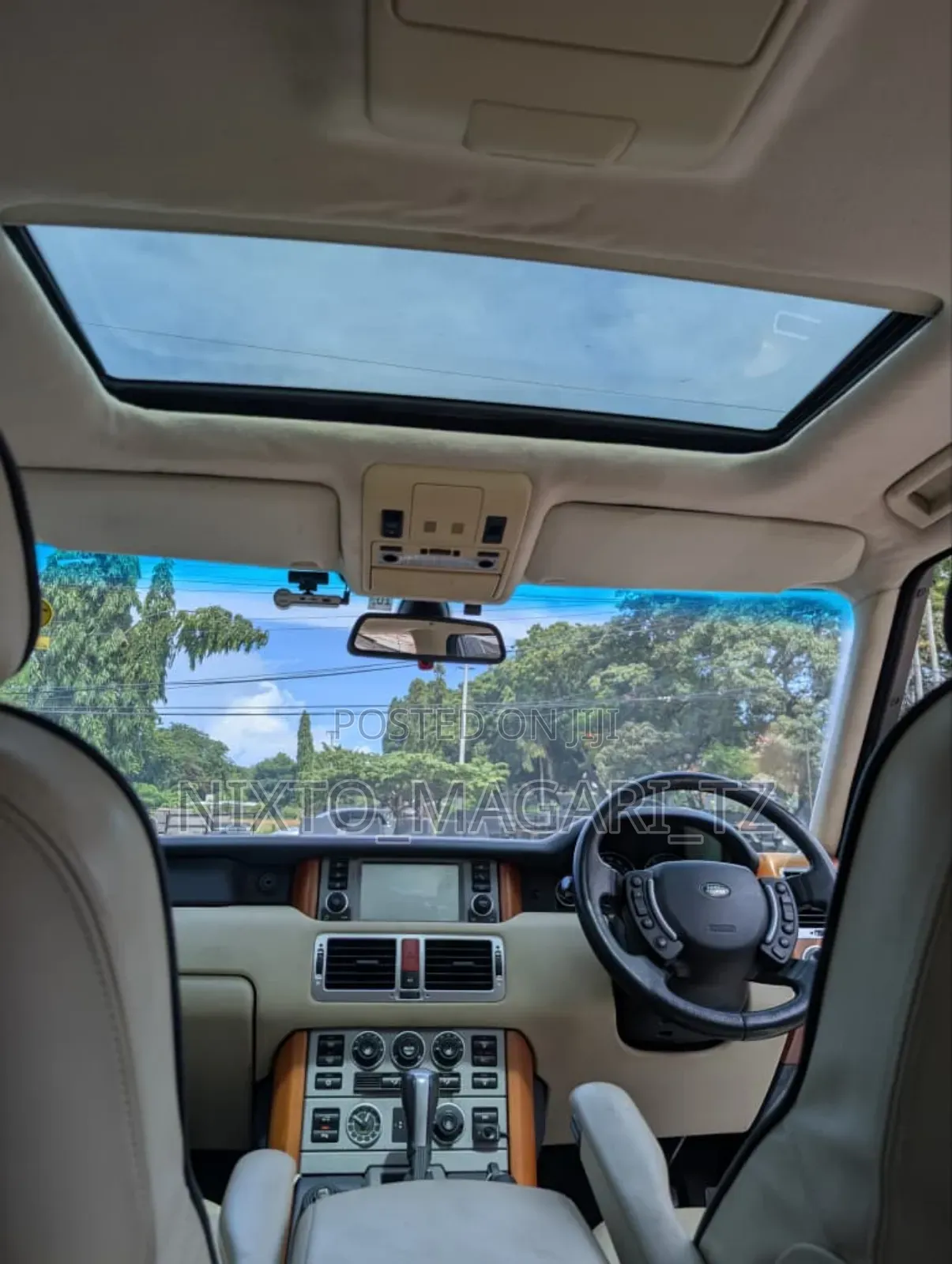 Land Rover Range Rover Vogue 2014 Black