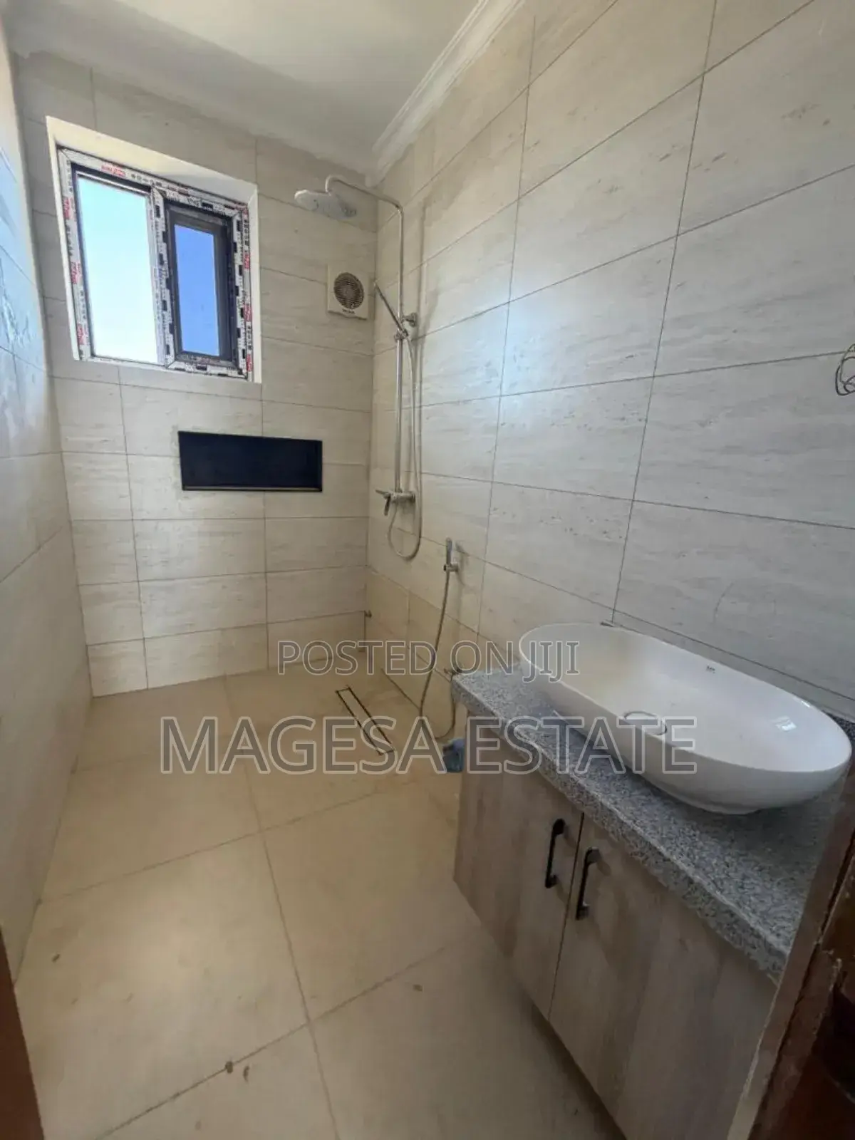 5bdrm House in Msasani for rent