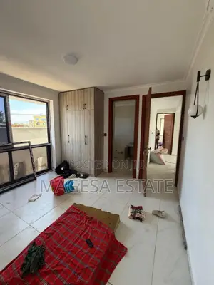 5bdrm House in Msasani for rent