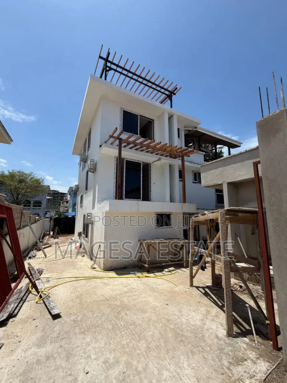 5bdrm House in Msasani for rent