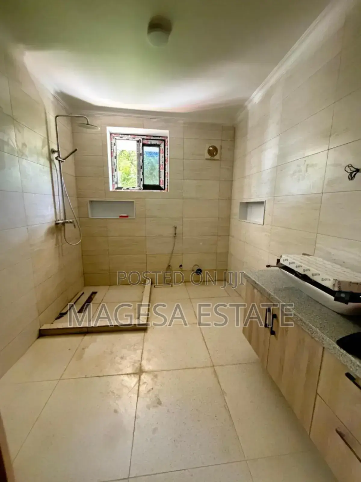 5bdrm House in Msasani for rent