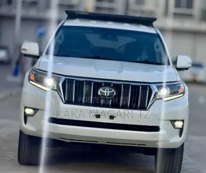 Toyota Land Cruiser Prado 2023 Pearl