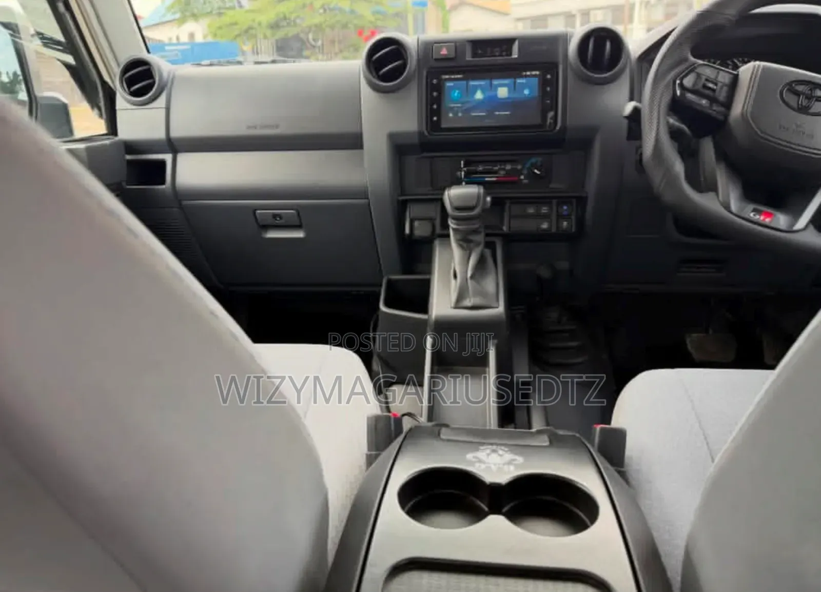 Toyota Land Cruiser 76 Series 2025 Ivory