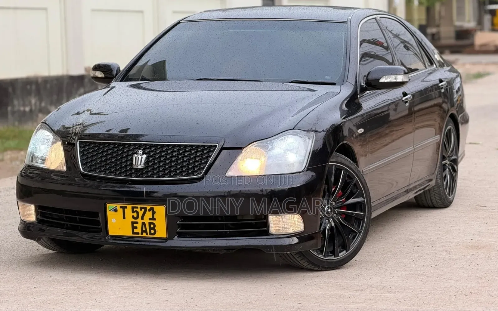 Toyota Crown 2006 Black