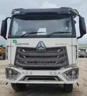 Howo Sino Truck Hp 371 0km Price 154,000,000/= Plus Registration