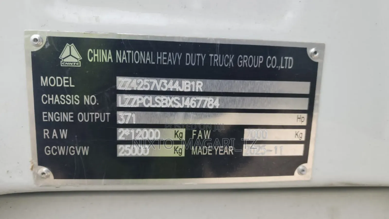 Howo Sino Truck Hp 371 0km Price 154,000,000/= Plus Registration