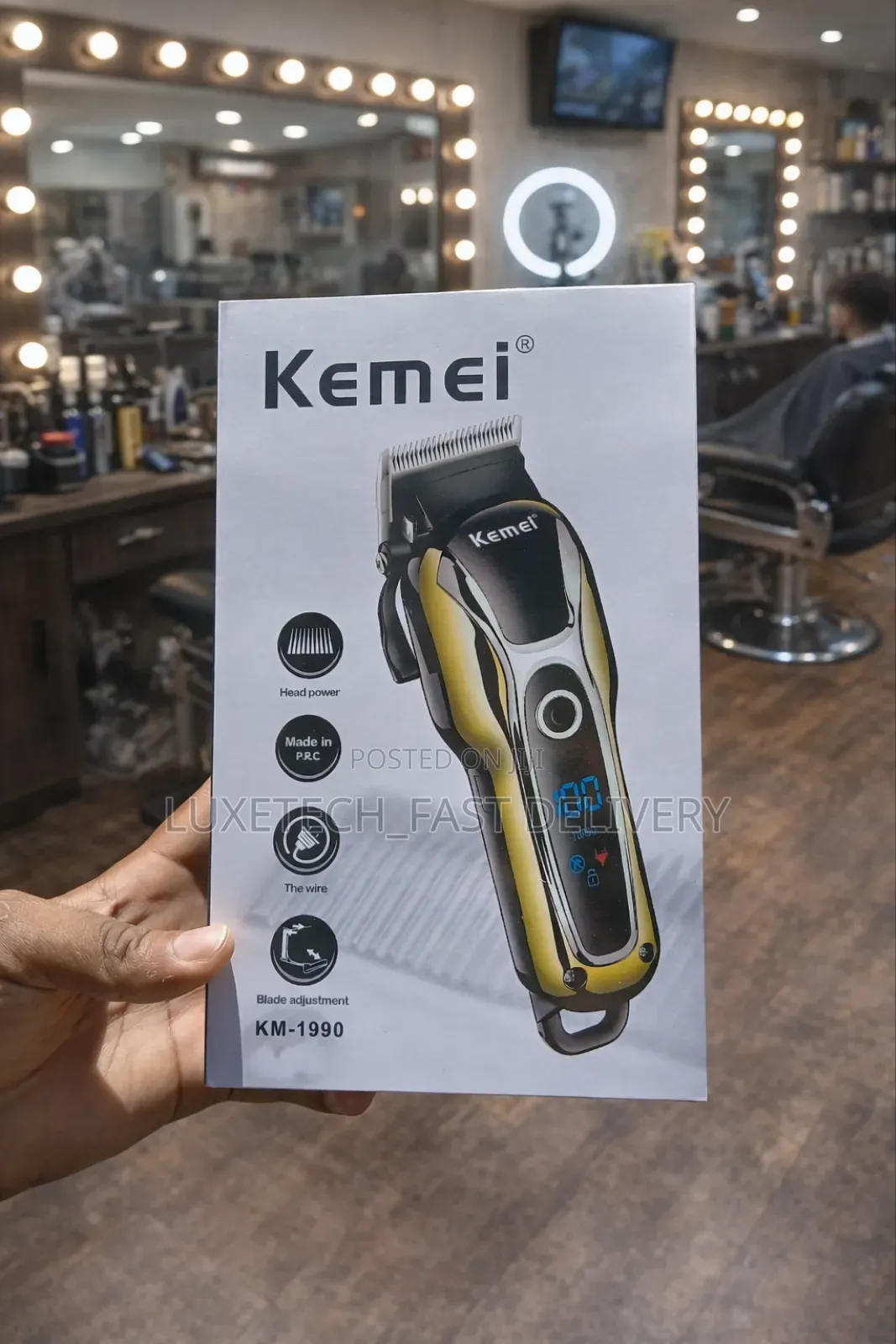 Kemei Km-1990 Professional-Grade Rechargeable Digital Hair Clipper