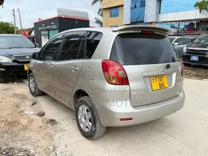 Toyota Corolla Spacio 1.5 V 2003 Gold