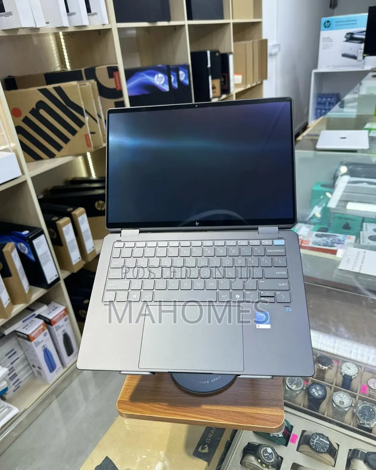 New Laptop HP 16GB Intel Core Ultra 7 SSD 1T