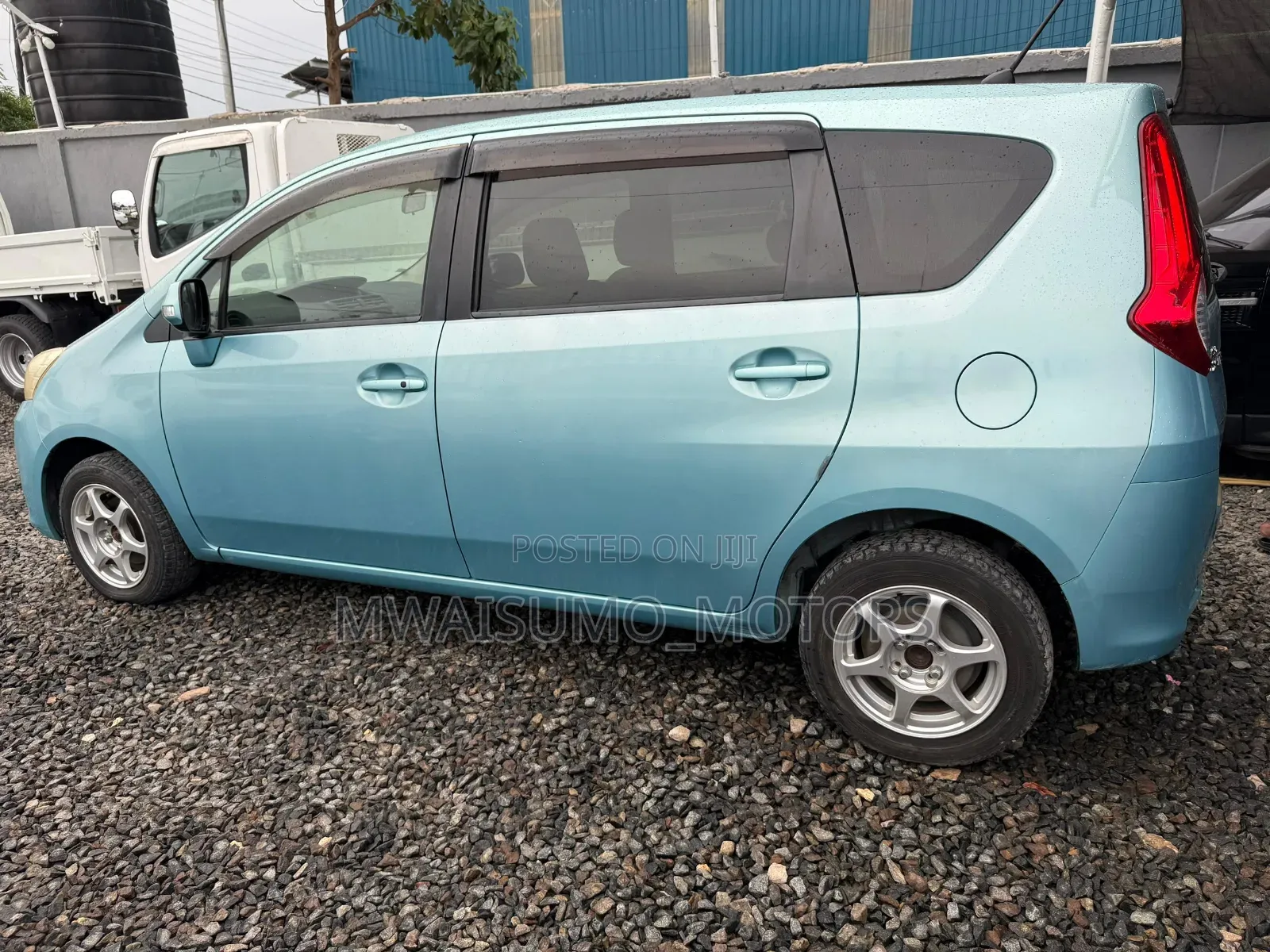 Toyota Passo Sette 2009 Blue