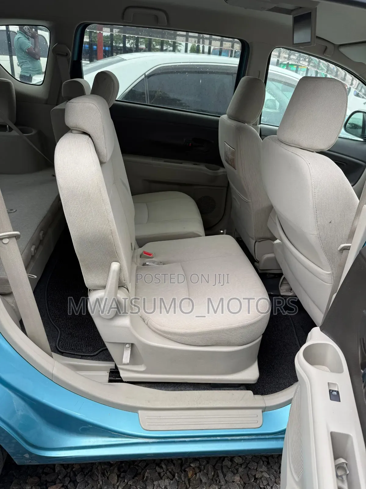 Toyota Passo Sette 2009 Blue