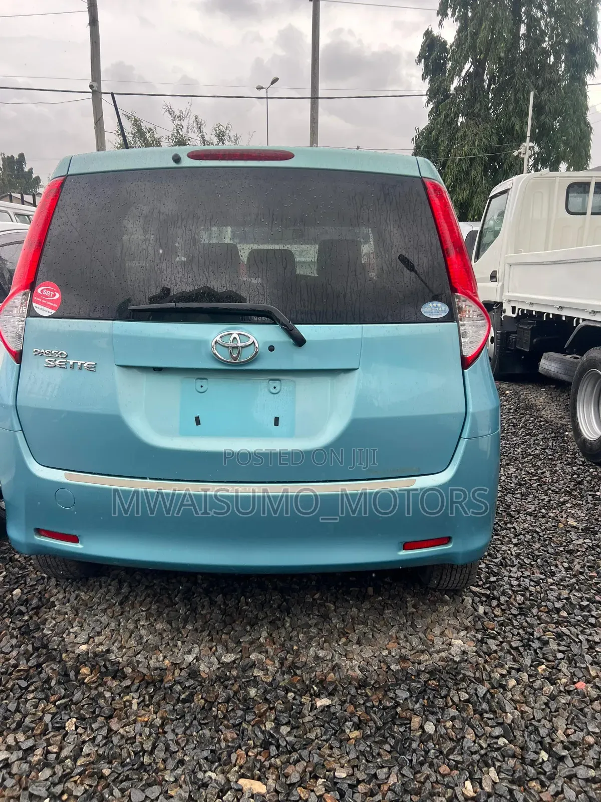 Toyota Passo Sette 2009 Blue