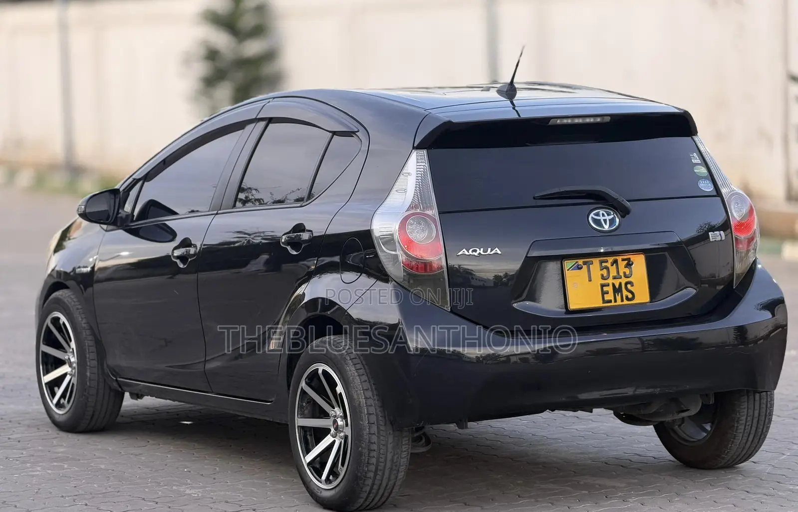 Toyota Aqua 2015 Black