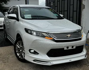Toyota Harrier 2015 Off white