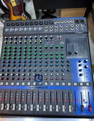 Offer Yamaha Music Mixer Plain Yenye Njia Channel 16