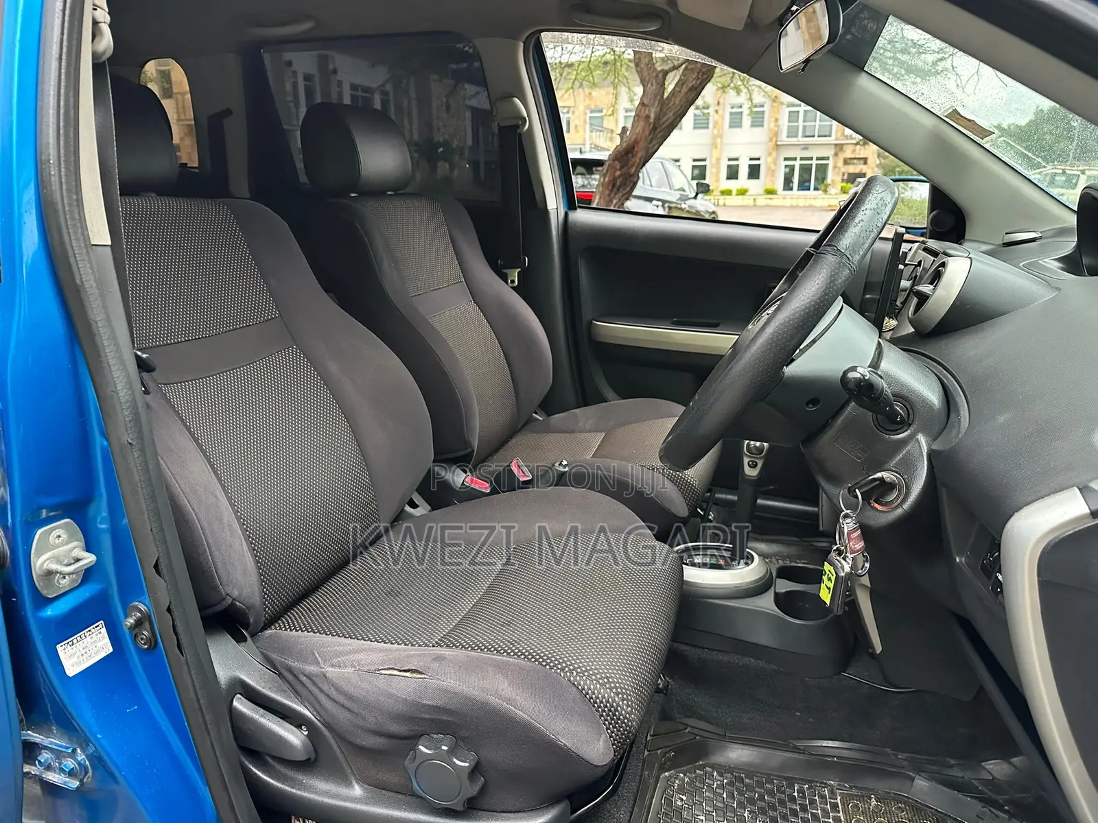 Toyota IST 2004 Blue