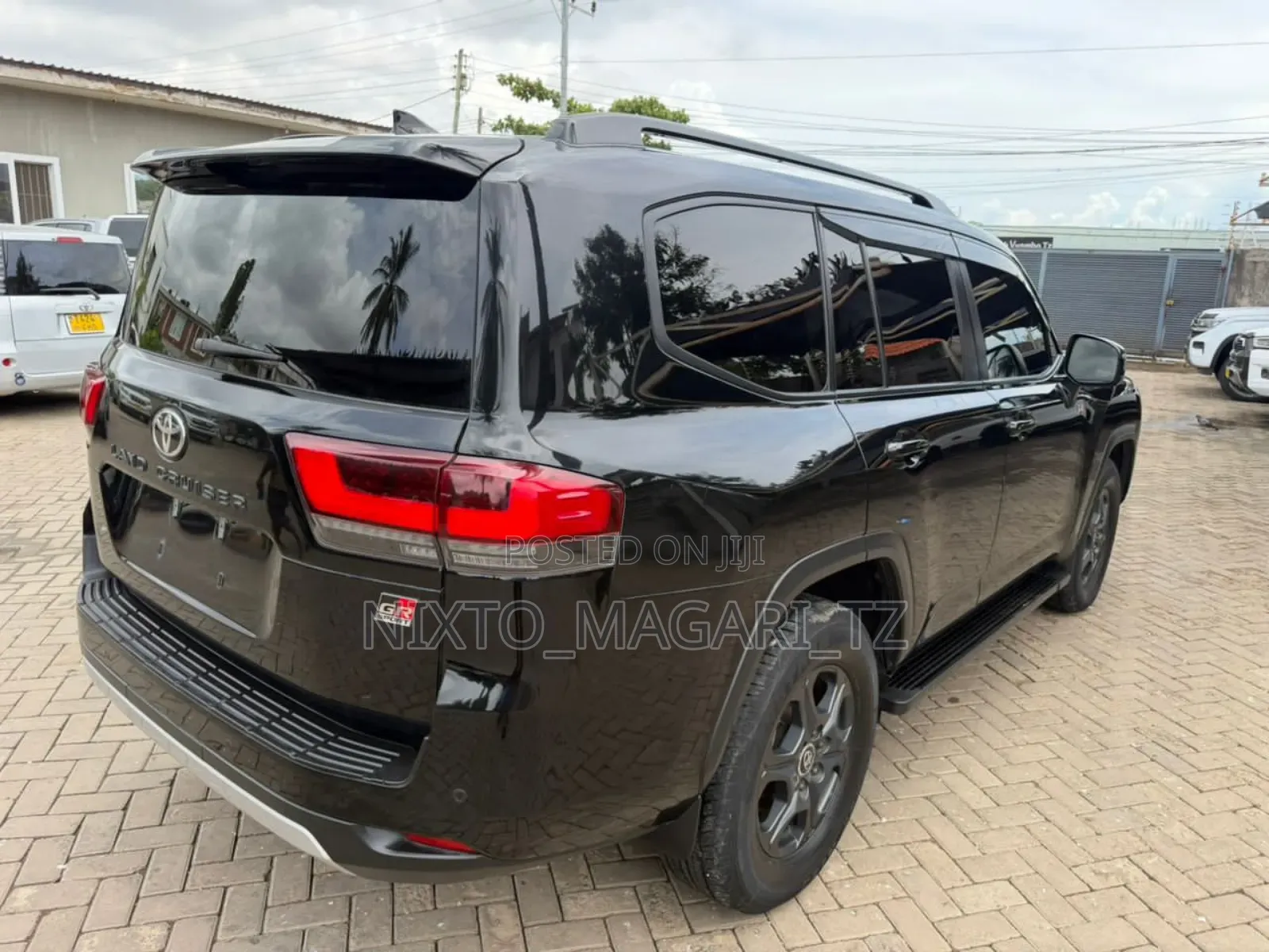 Toyota Land Cruiser 2023 Black