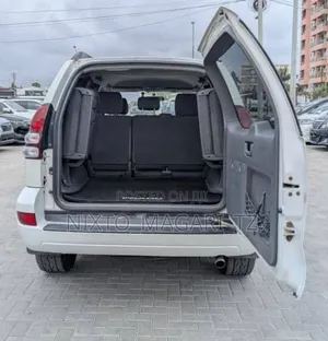 Toyota Land Cruiser Prado 2007 White