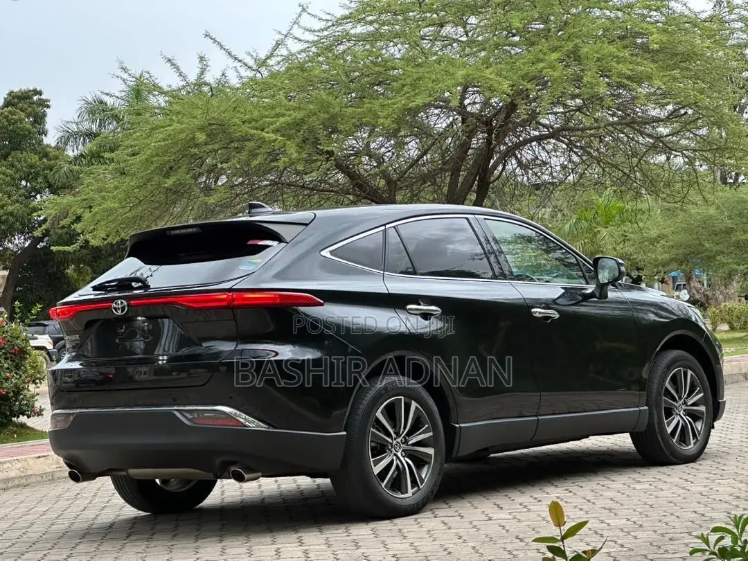 Toyota Harrier 2020 Black