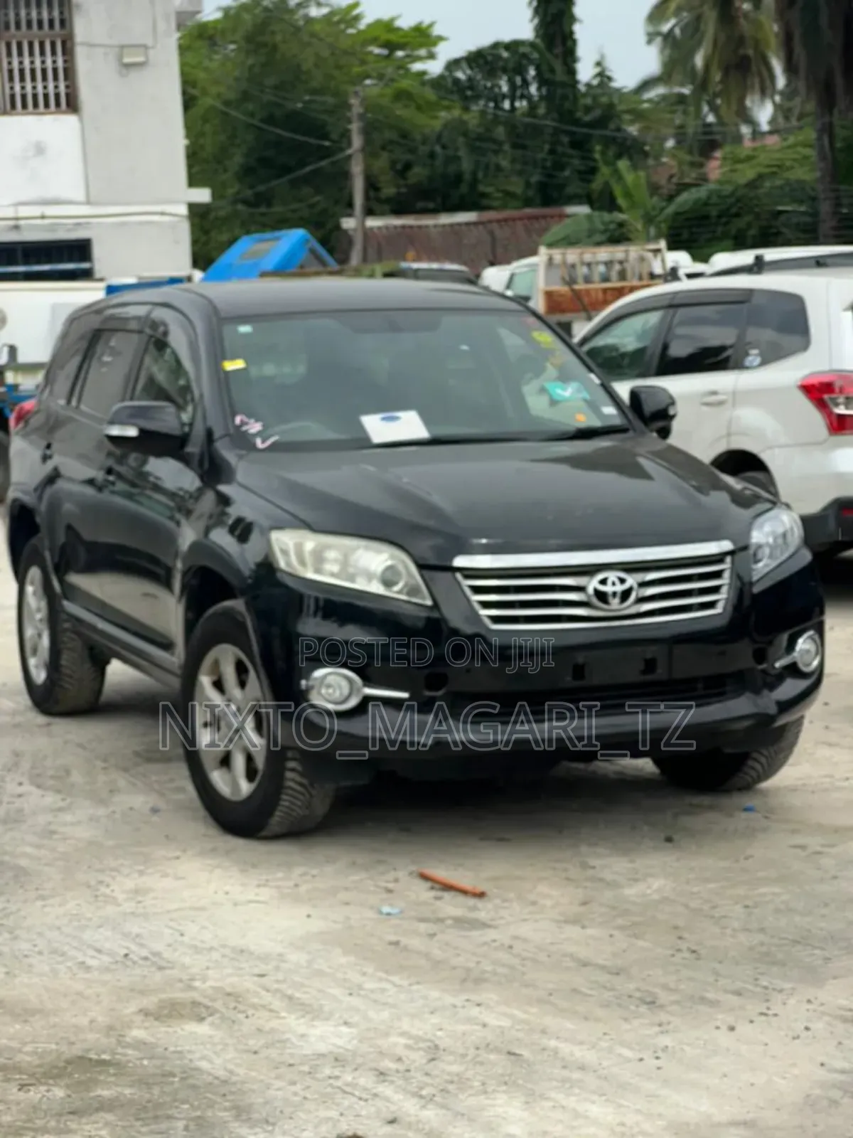 Toyota Vanguard 2012 Black