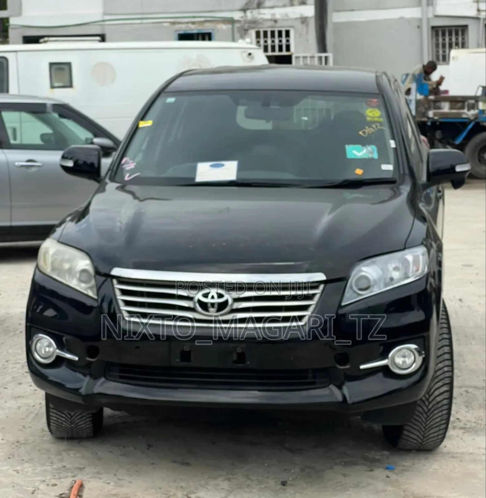 Toyota Vanguard 2012 Black