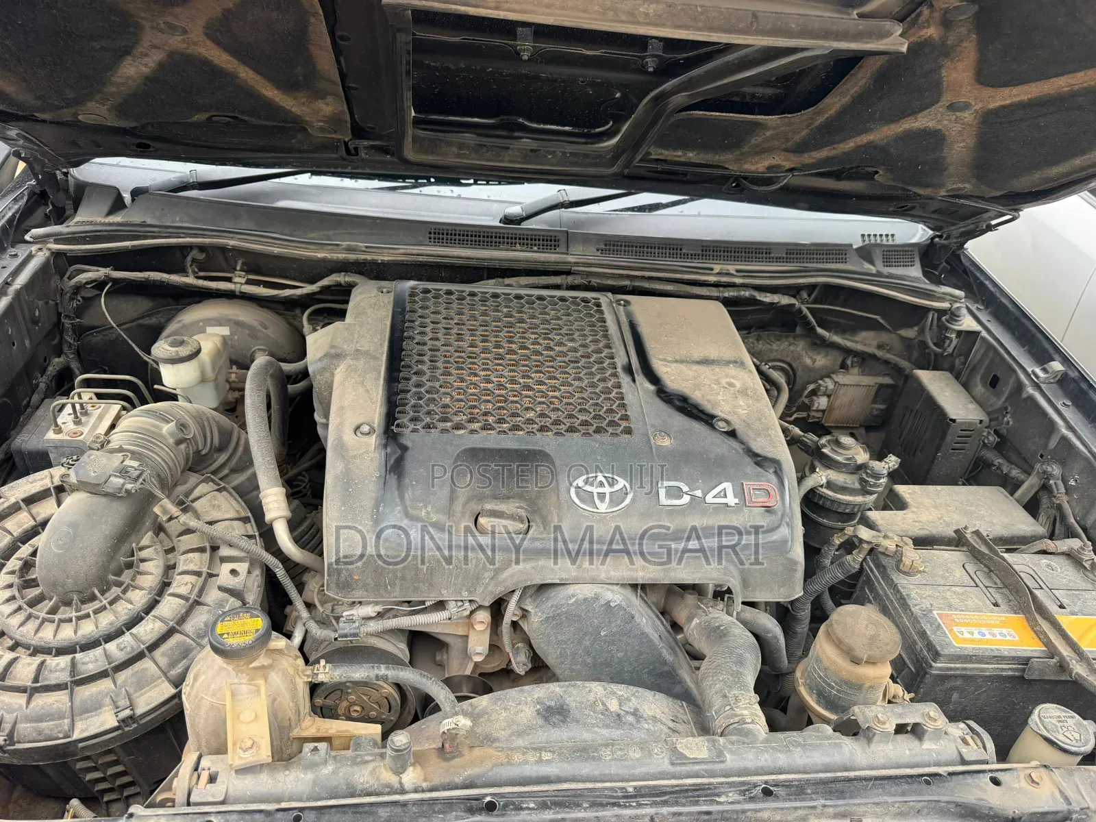 Toyota Hilux 2014 Black