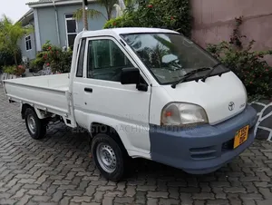 Toyota Lite-ace 2005 White