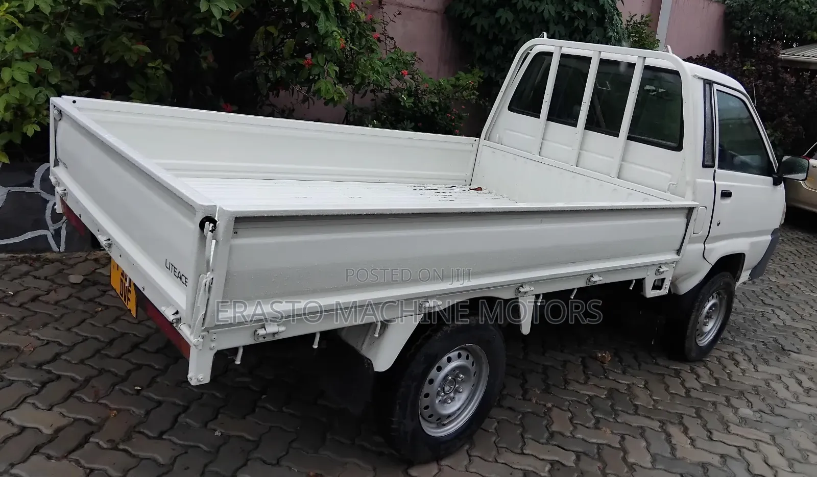 Toyota Lite-ace 2005 White