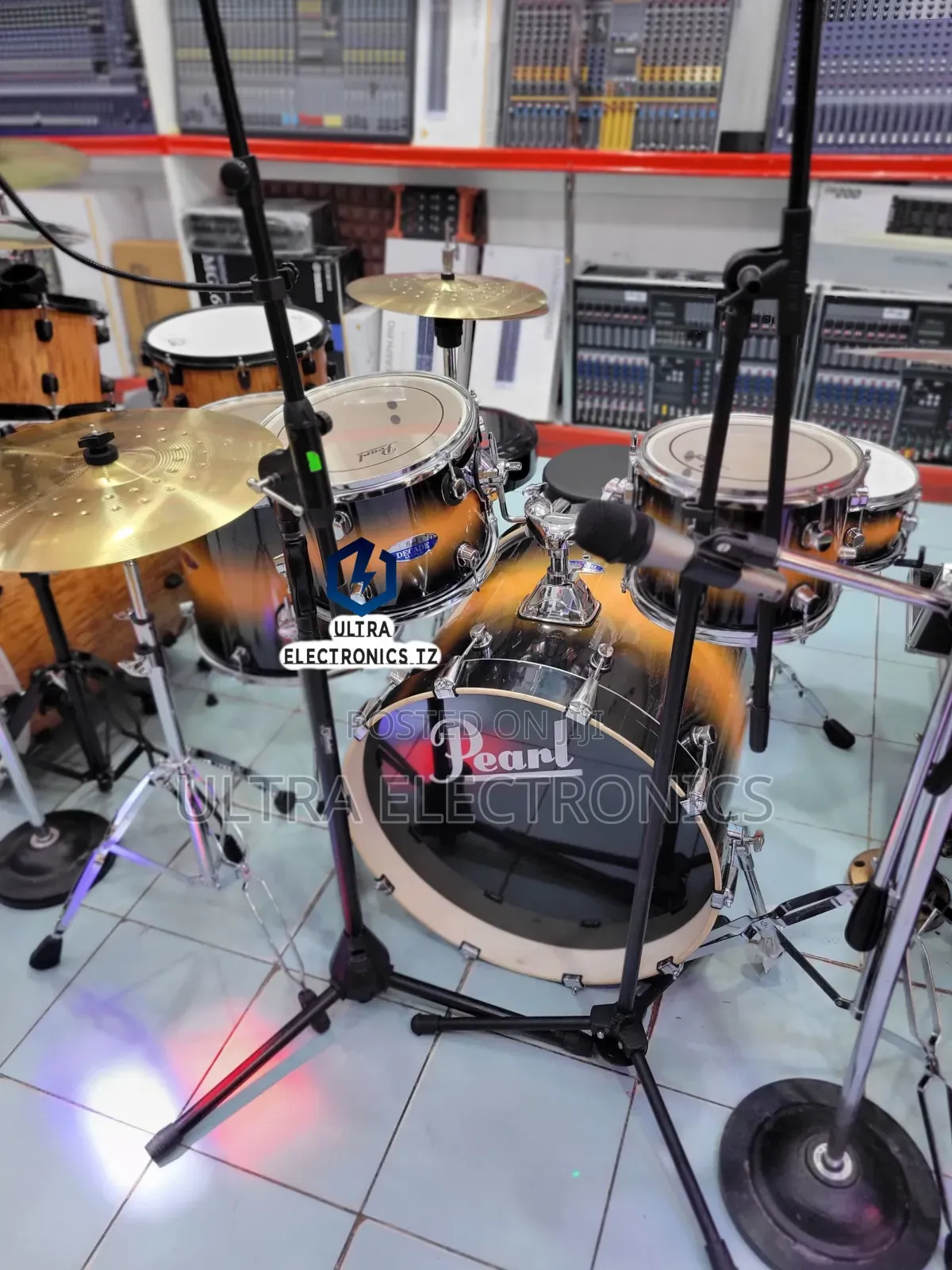 Pearl Drum Set Kwa Ajili Ya Kanisani N.K 5 Set For Perfect Tones