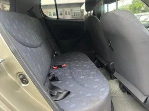 Toyota Vitz 2002 Beige