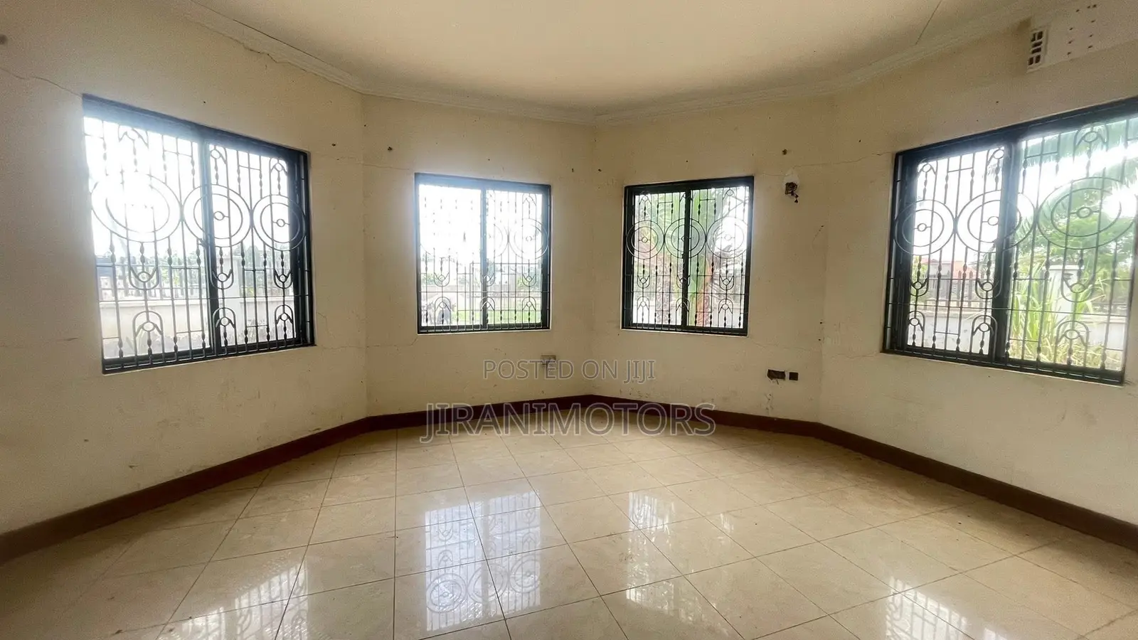 3bdrm Apartment in Njiro for sale