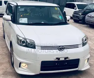 Toyota Corolla Rumion 2010 White