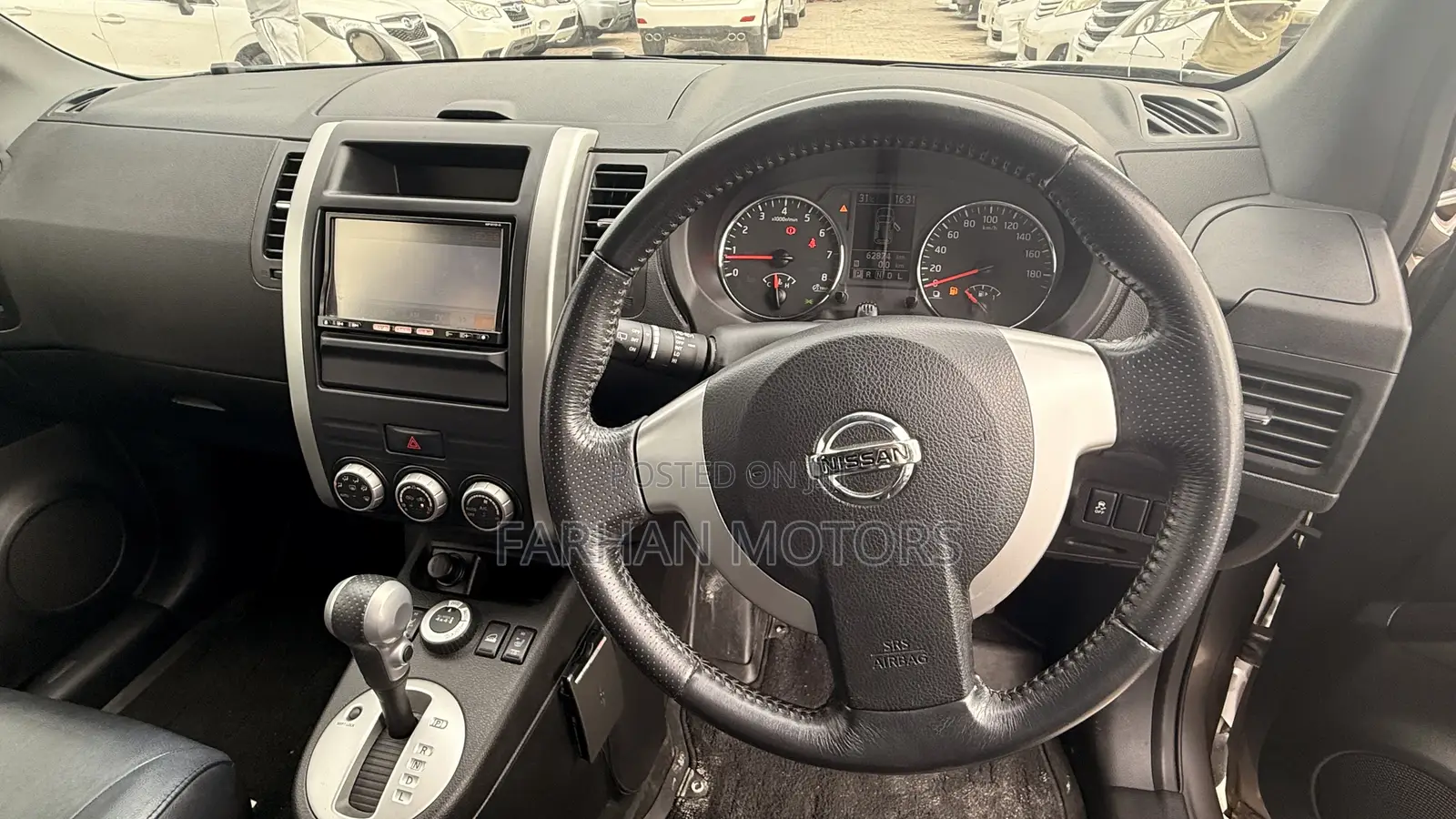 Nissan X-Trail 2.5 Petrol 4x4 SE 2011 Gray