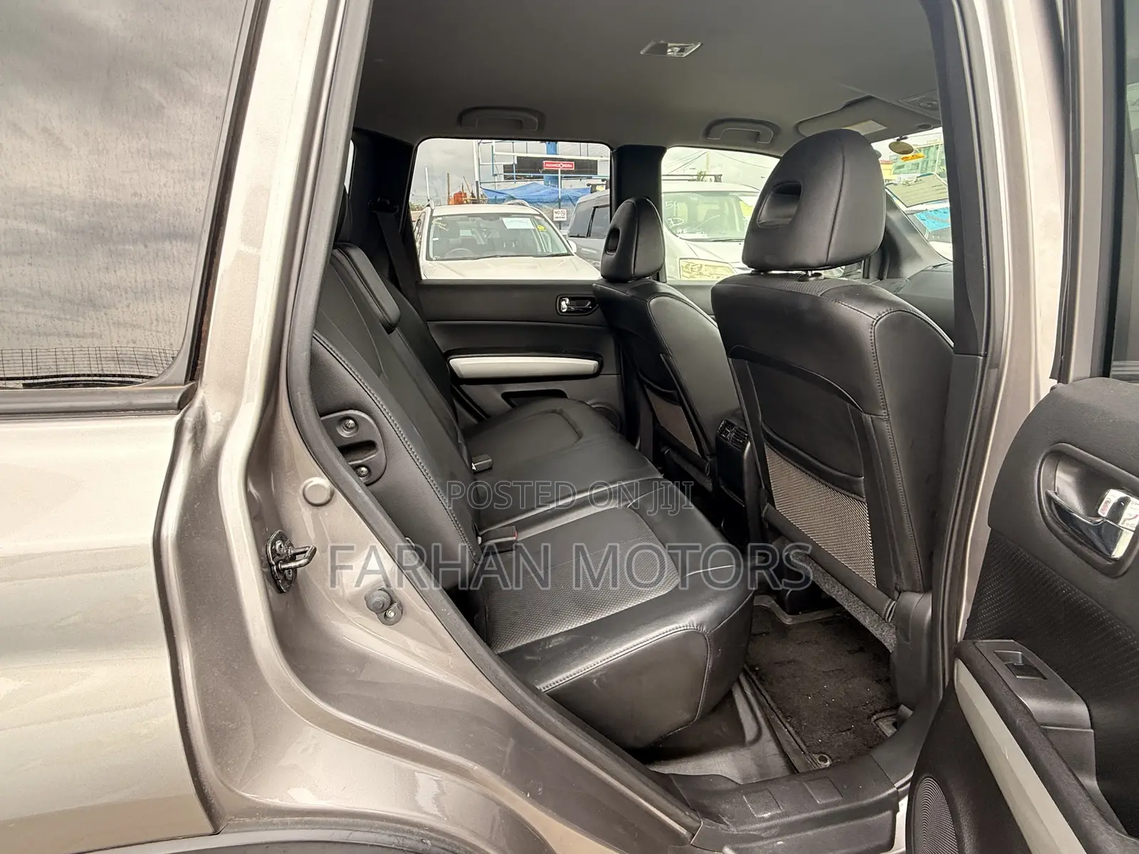 Nissan X-Trail 2.5 Petrol 4x4 SE 2011 Gray