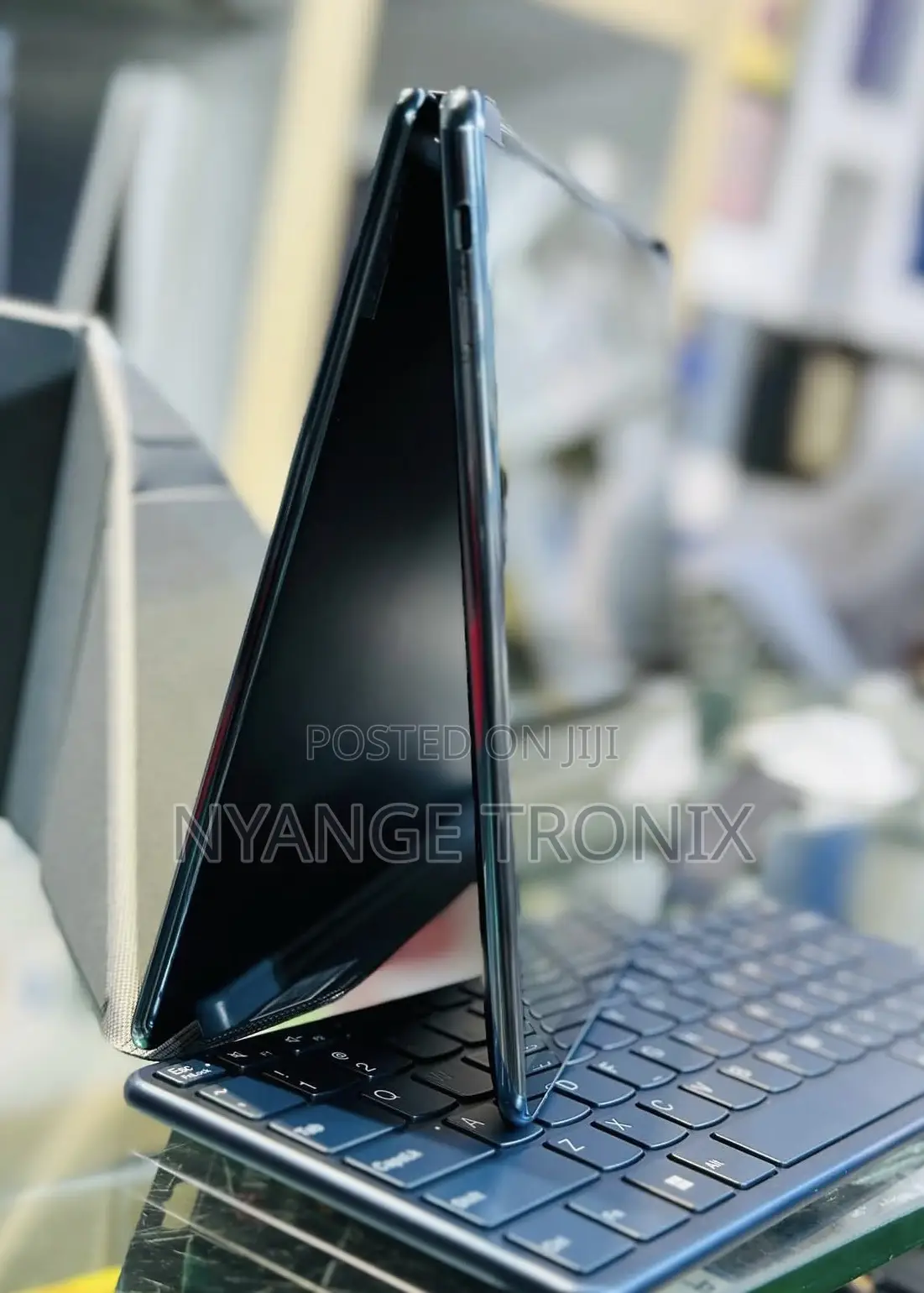 New Laptop Lenovo Yoga Book 9i 32GB Intel Core Ultra 9 SSD 1T