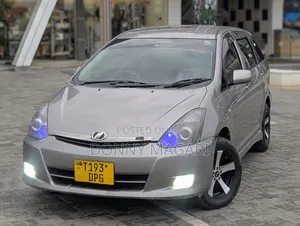 Toyota Wish 2005 Gray