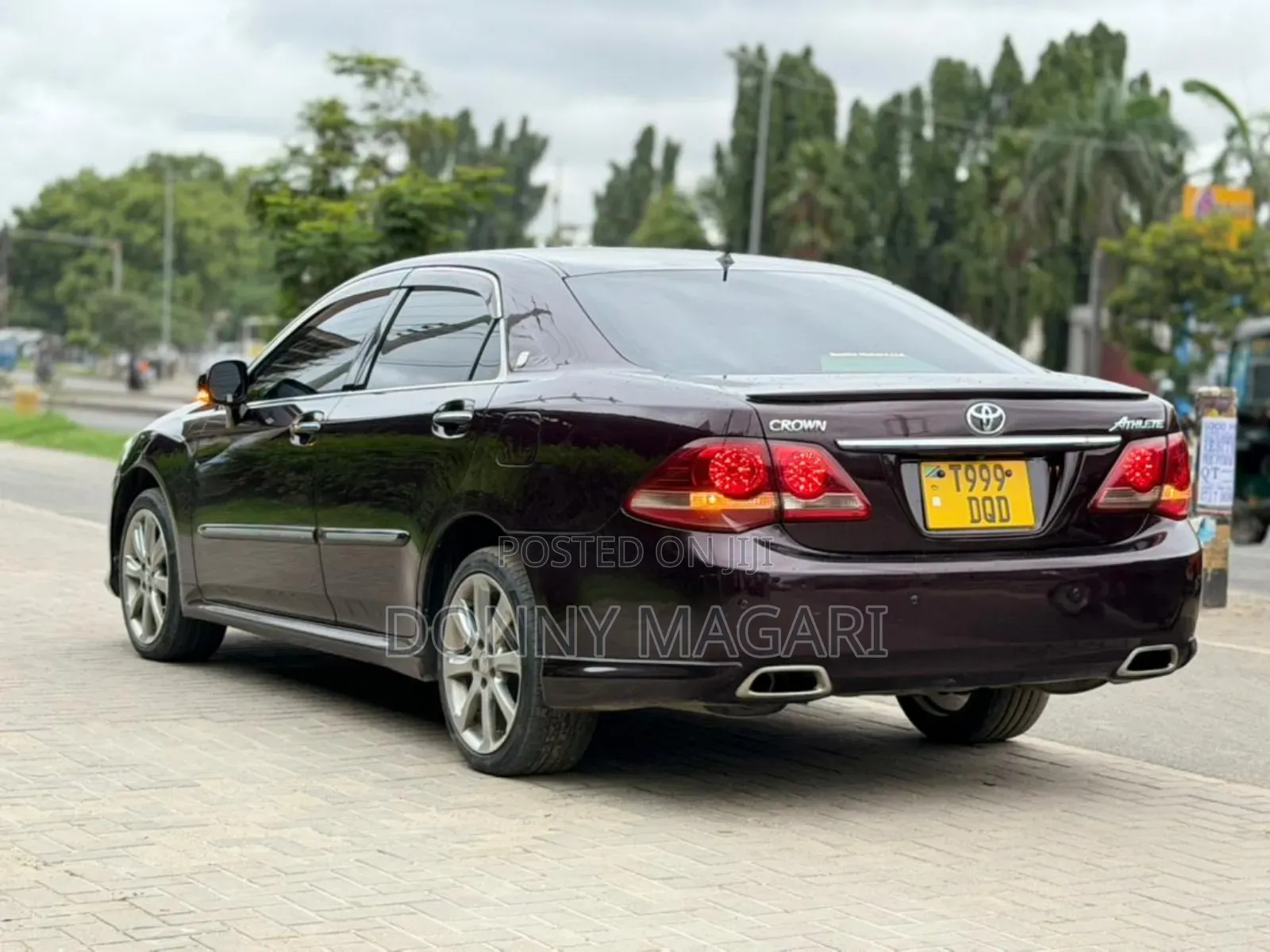 Toyota Crown 2009 Black