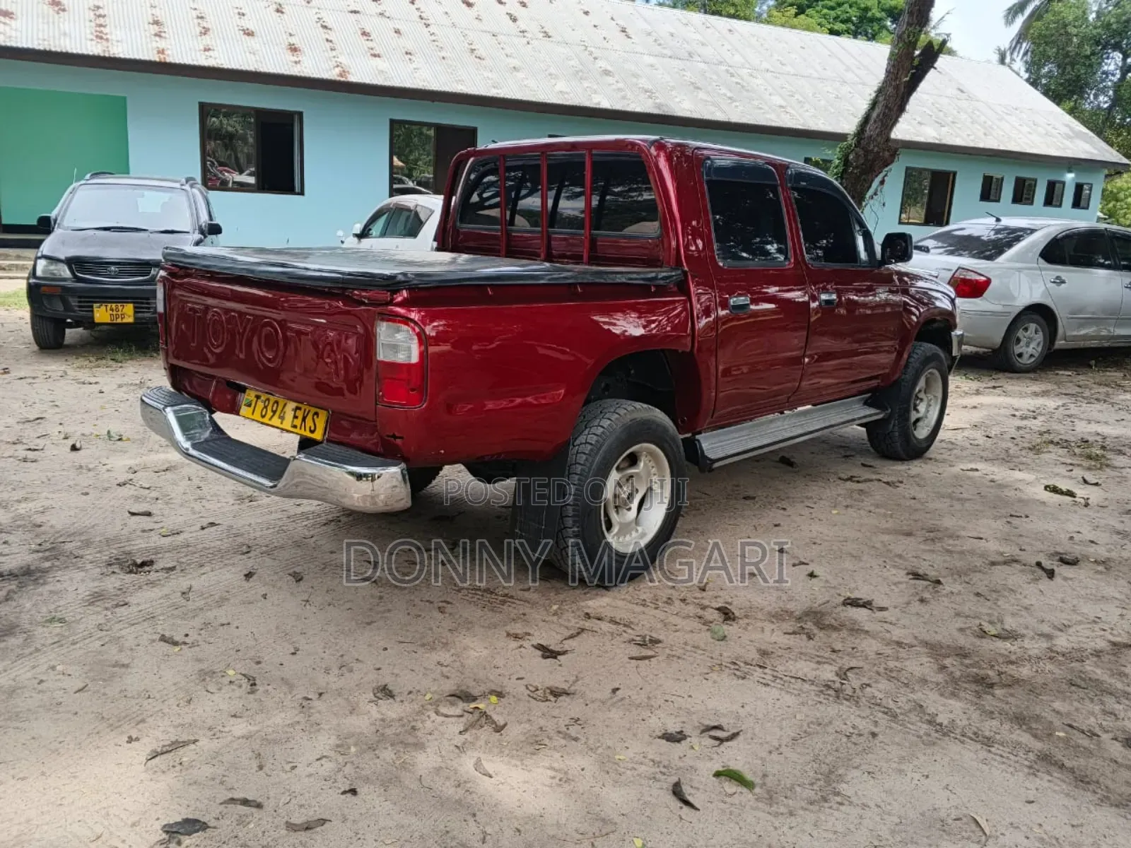 Toyota Hilux 2.5 Cab 2005 Red