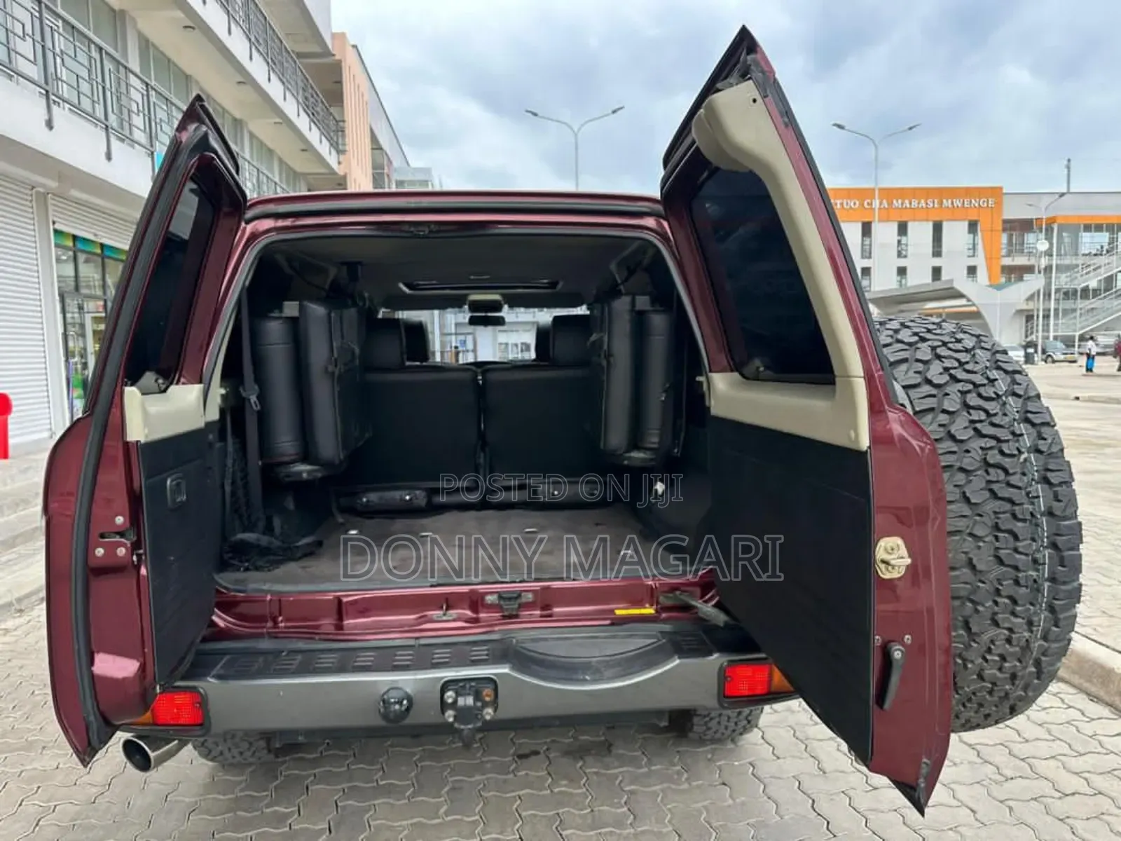 Nissan Patrol 2013 Red