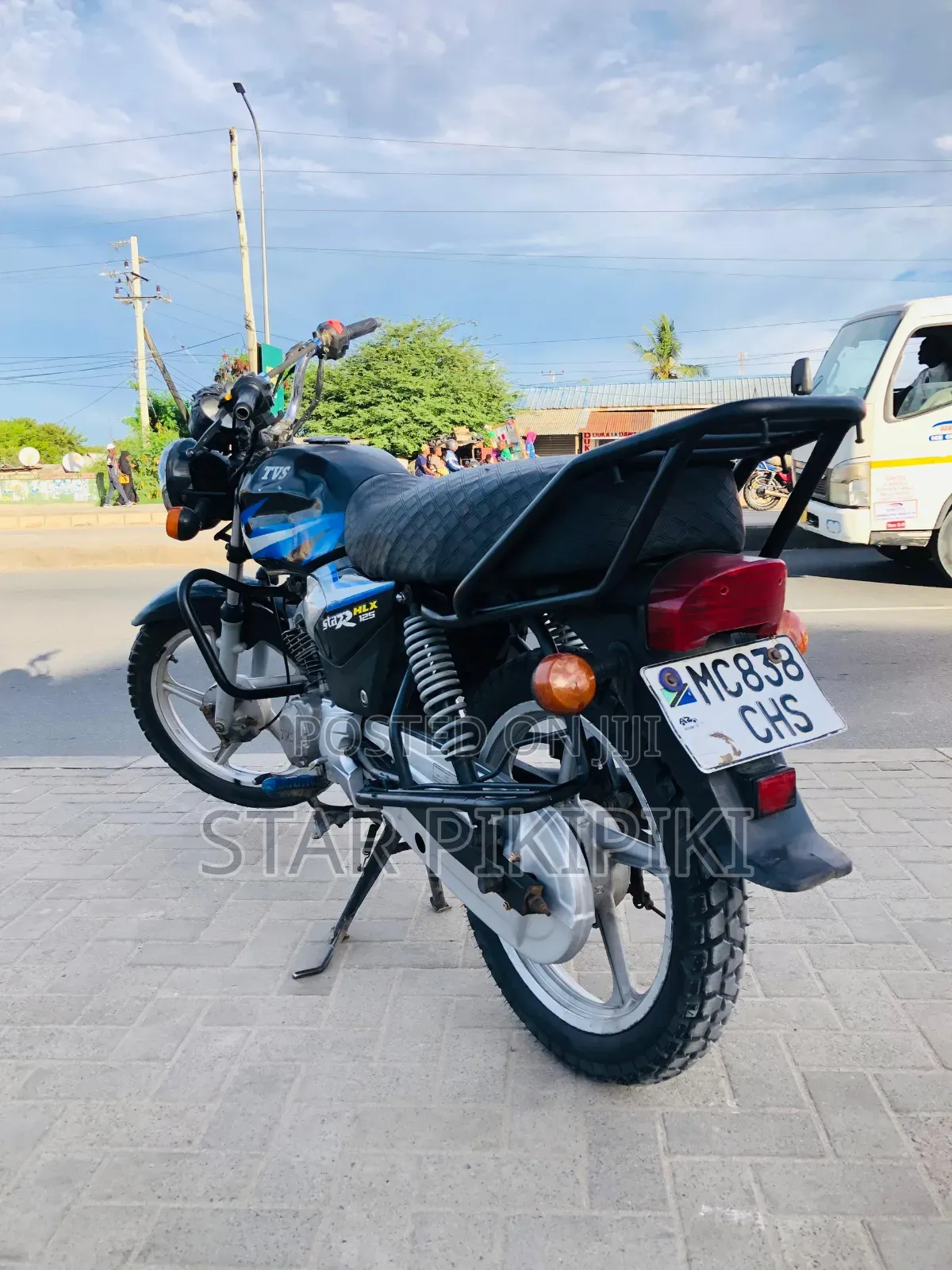 TVS HLX 125 2021 Black