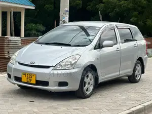 Toyota Wish 2004 Silver