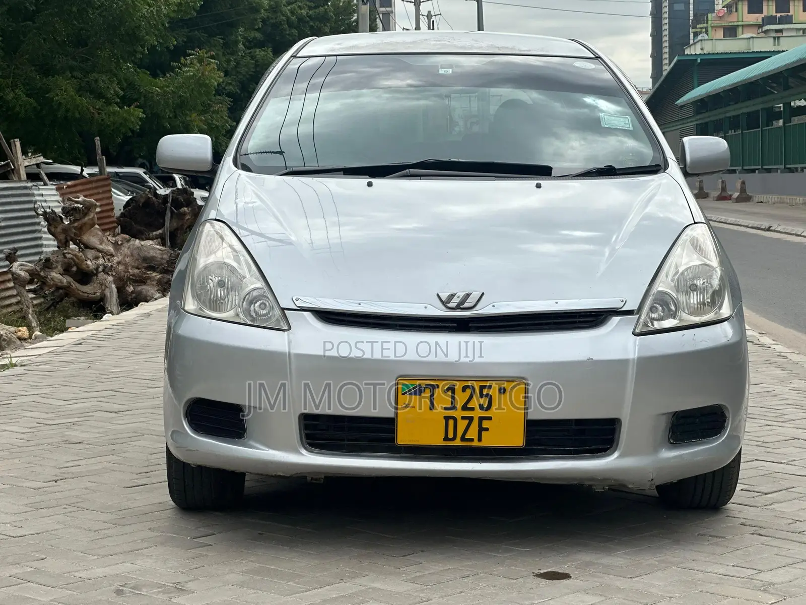 Toyota Wish 2004 Silver