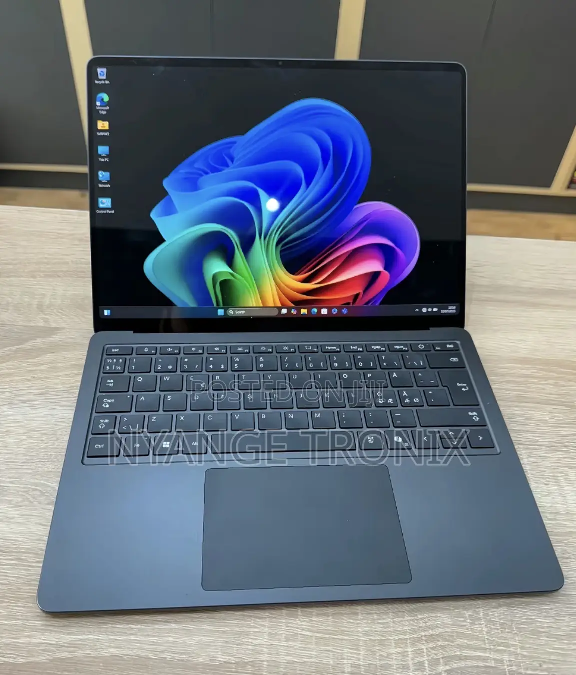 New Microsoft Surface Laptop 7 16GB Qualcomm Snapdragon X Elite SSD 1T