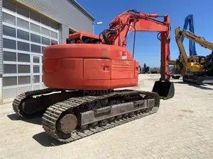 Komatsu Excavator Pc 228 Uslc-3